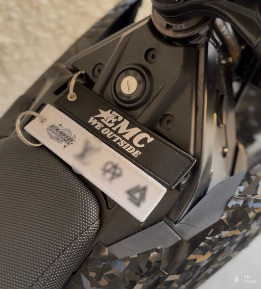 Emotocustom keychain white